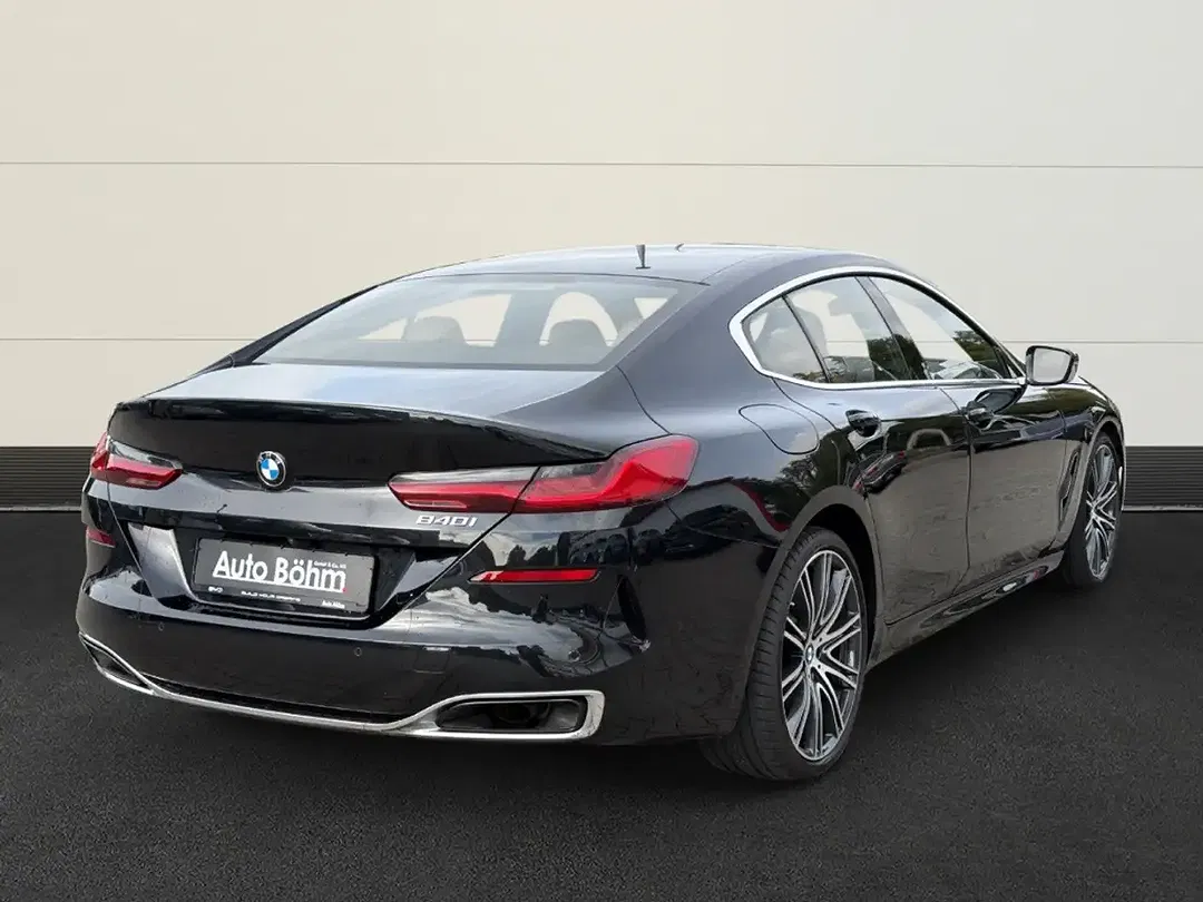BMW 840 Gran Coupe - Thumbnail 4