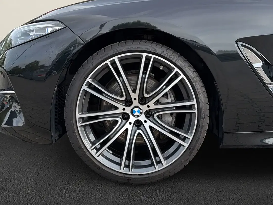 BMW 840 Gran Coupe - Thumbnail 7