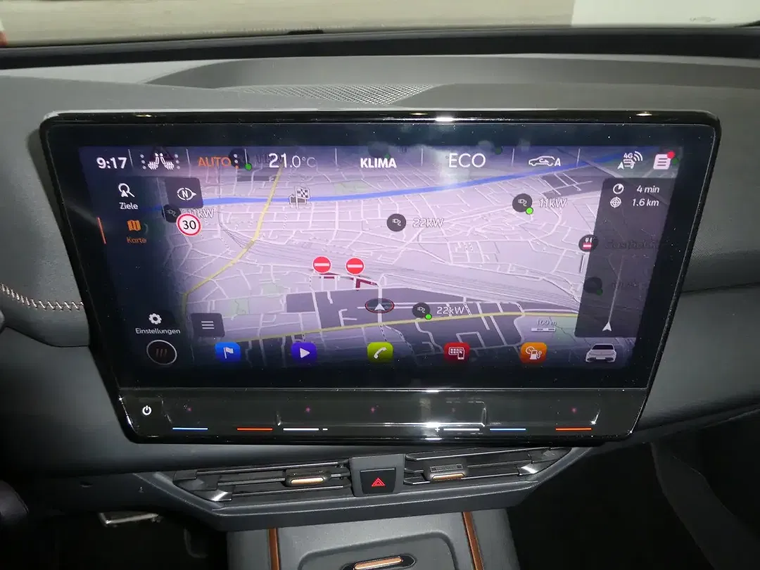 CUPRA Born - Thumbnail 11