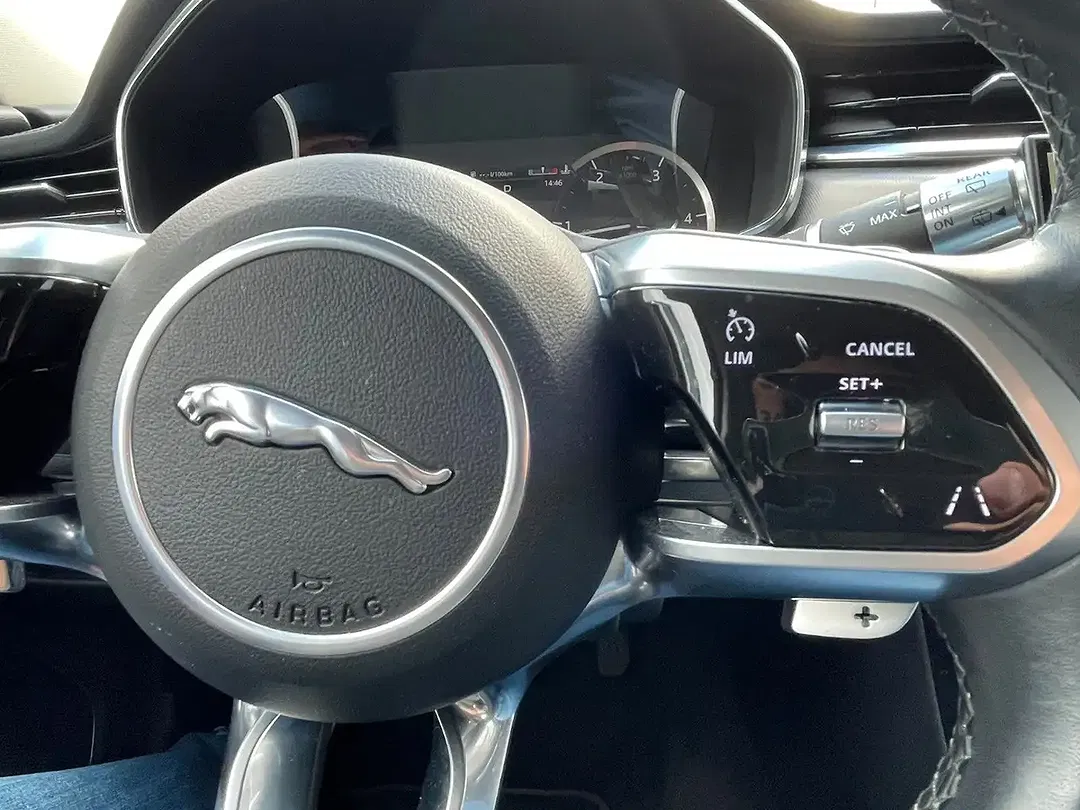 Jaguar XF 2.0 Sportbrake S - foto 15