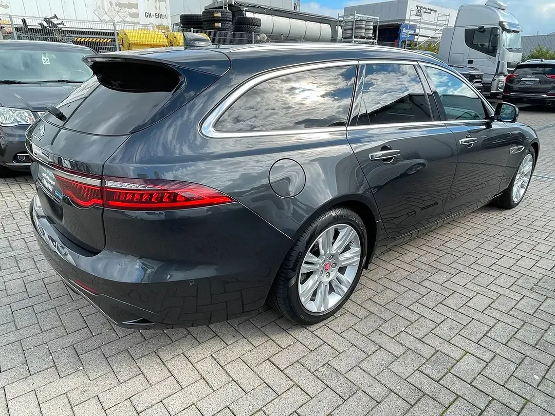 Jaguar XF 2.0 Sportbrake S - Thumbnail 4