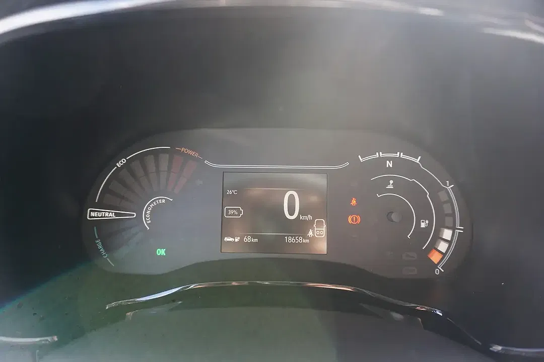 Dacia Spring EV Essential - Thumbnail 13