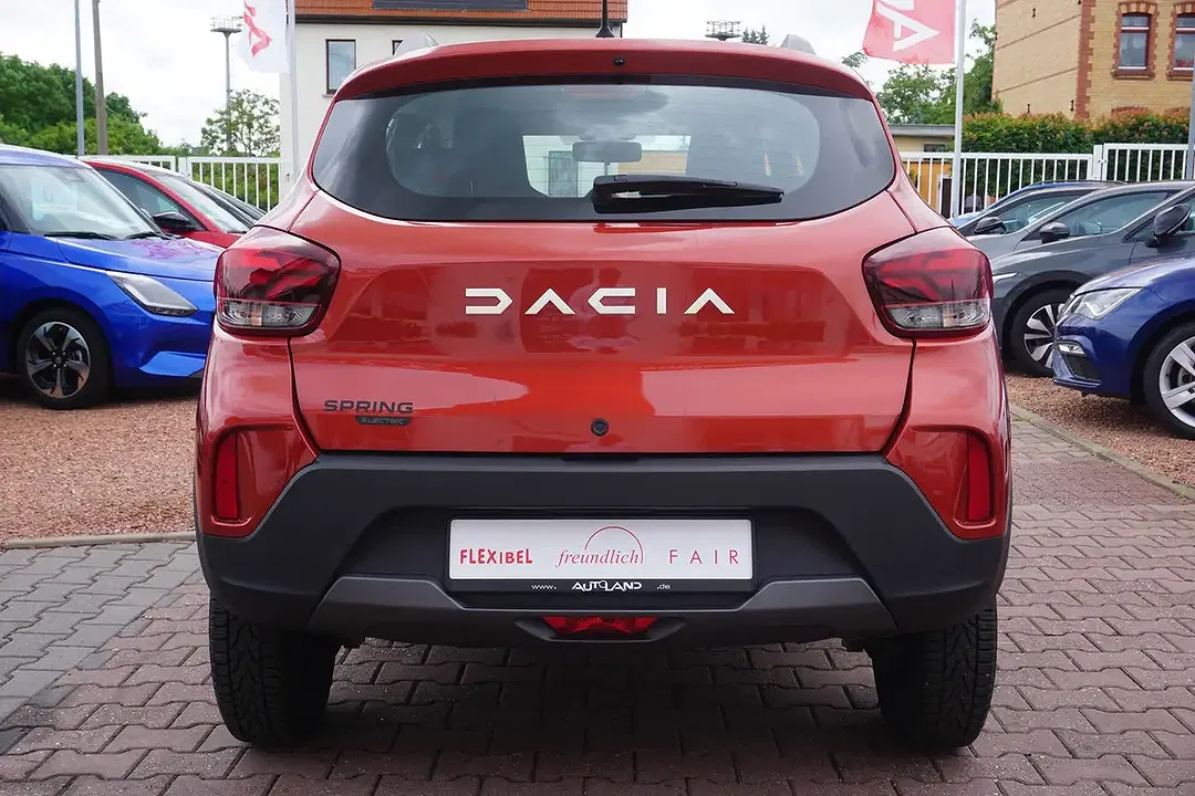 Dacia Spring EV Essential - Thumbnail 3