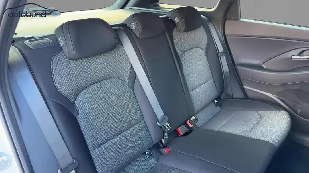 Hyundai i30 1.6 T-GDI AUT cw - Thumbnail 7