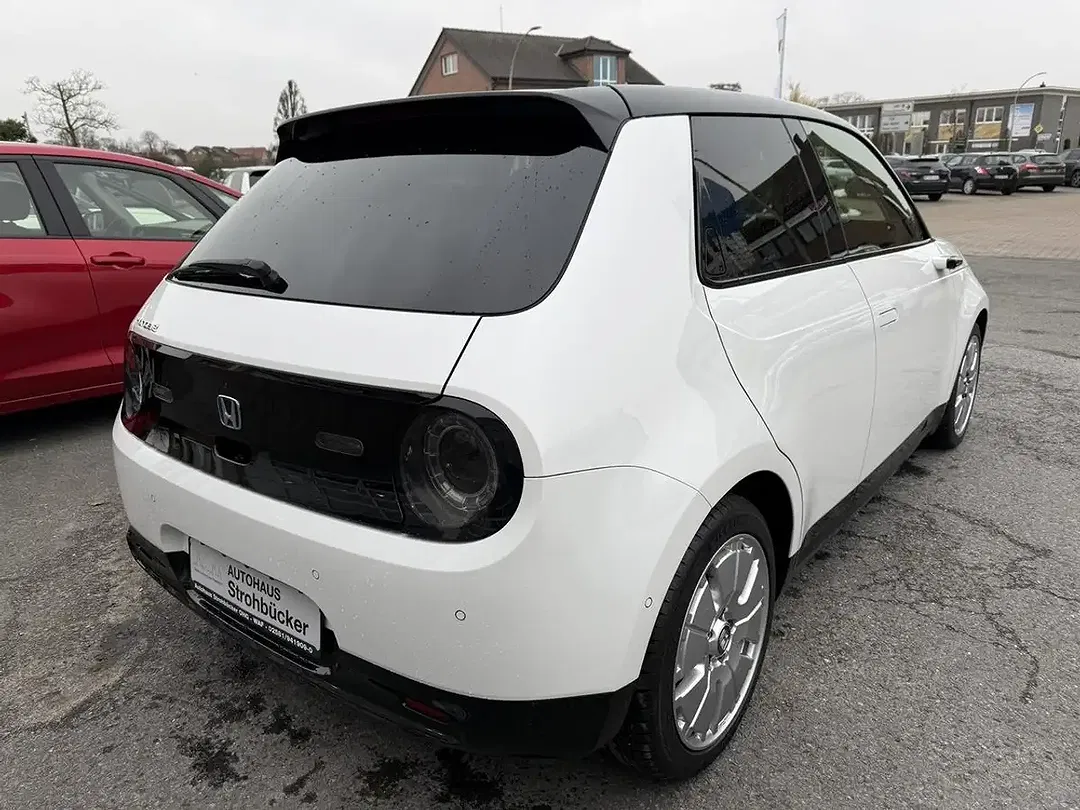 Honda E Advance - Thumbnail 3