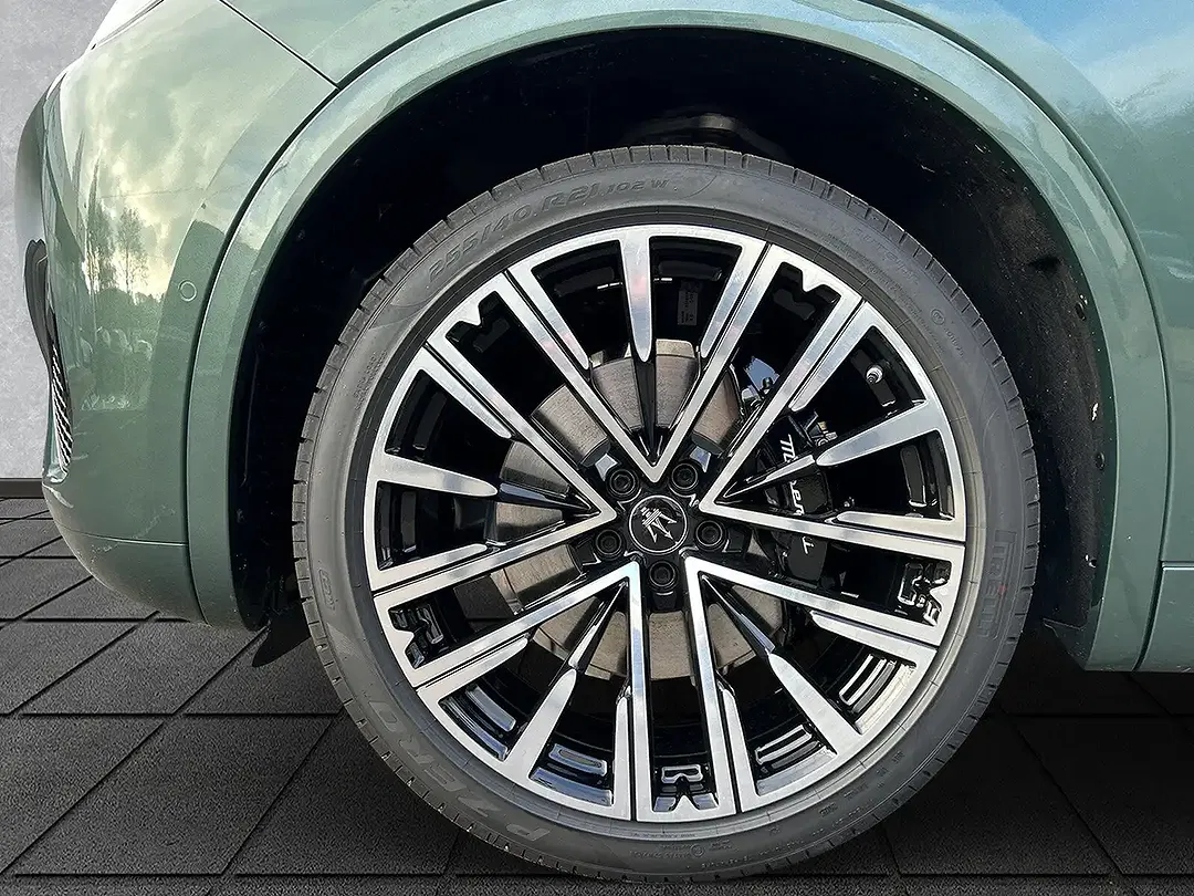 Maserati Grecale Modena - Thumbnail 6