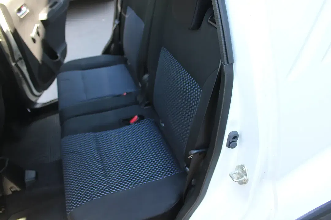 Suzuki Ignis - foto 14