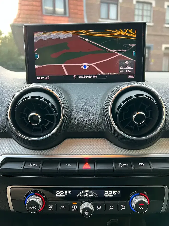 Audi Q2 35 TFSI S tronic Edition - Thumbnail 9