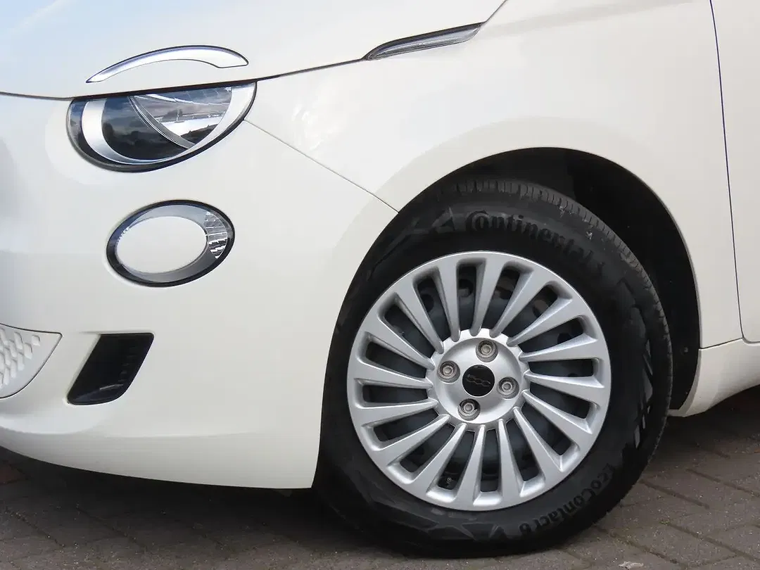 Fiat 500e - Thumbnail 5