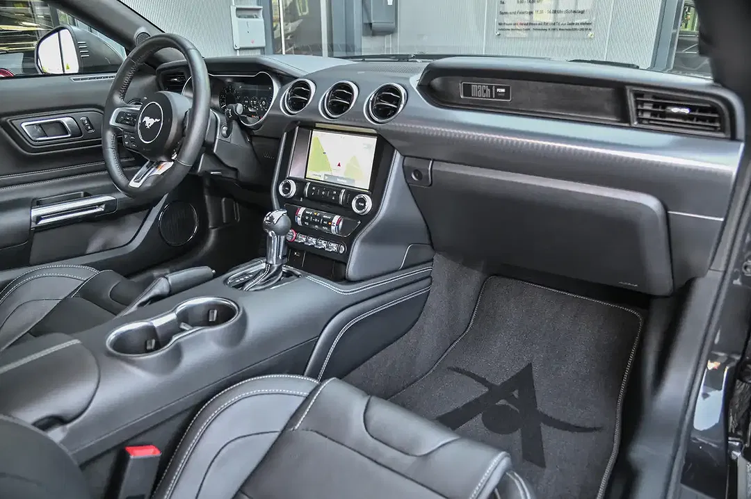 Ford Mustang 5.0 - Thumbnail 10