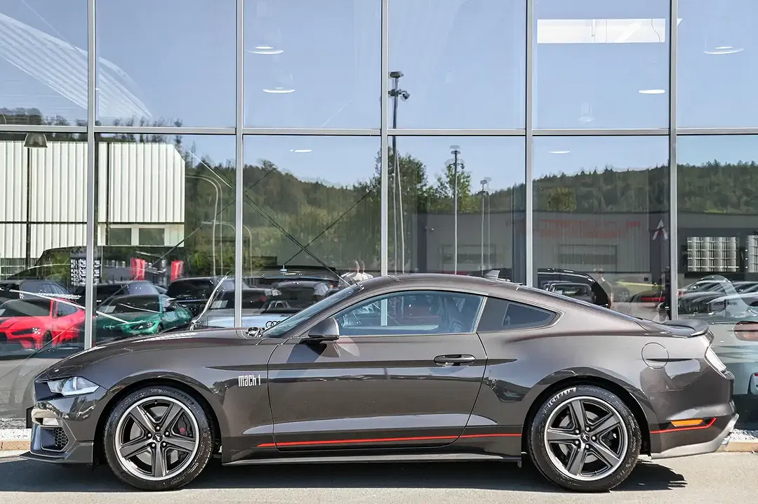 Ford Mustang 5.0 - Thumbnail 6