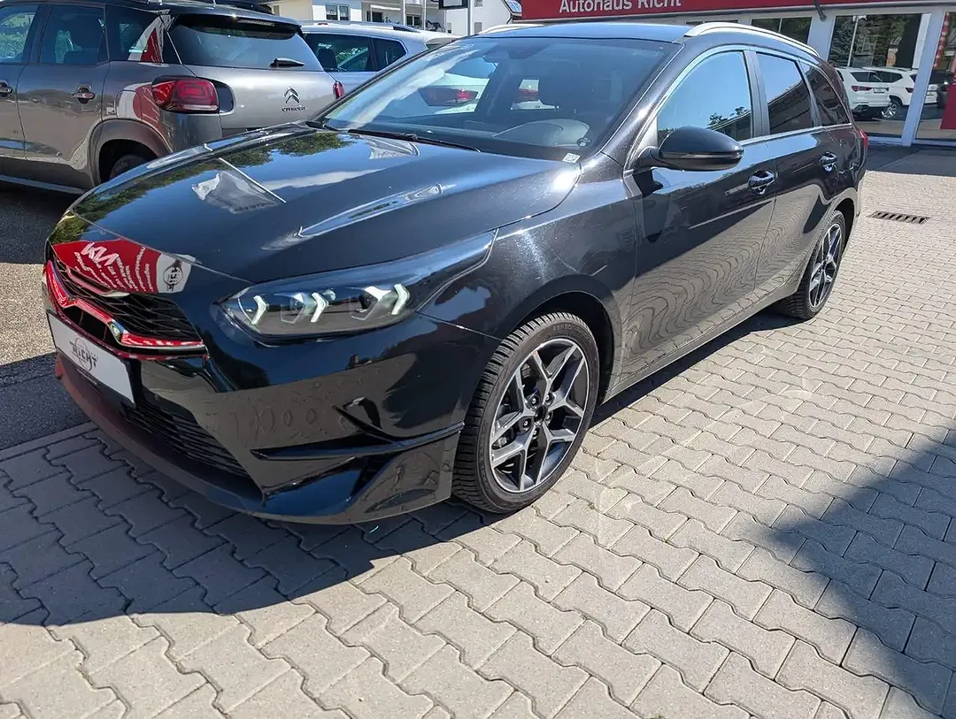 Kia Ceed SW / cee'd SW 1.5 T-GDI Ultimate - foto 2