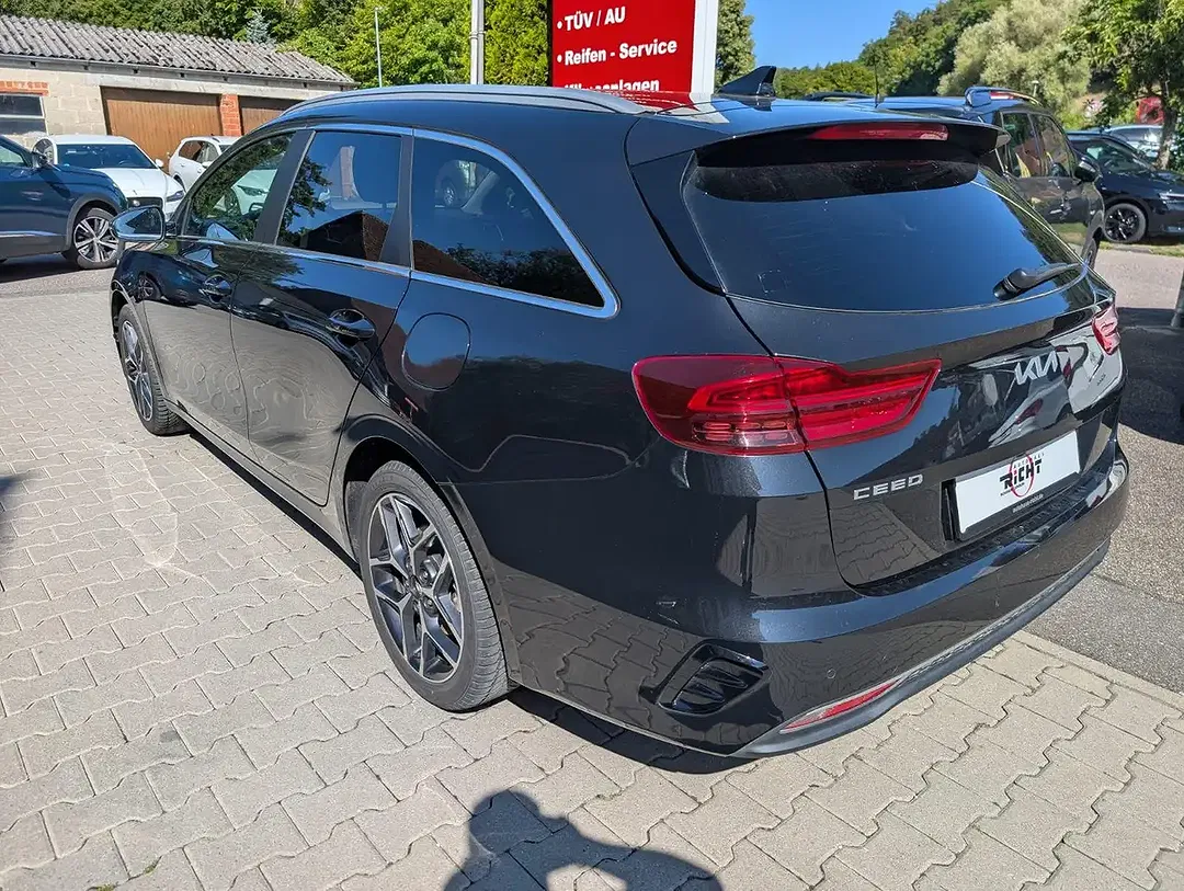 Kia Ceed SW / cee'd SW 1.5 T-GDI Ultimate - Thumbnail 4