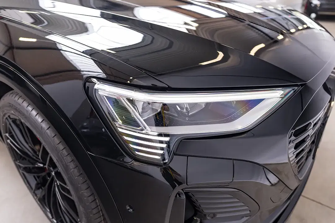 Audi Q8 e-tron 55 quattro - Thumbnail 10