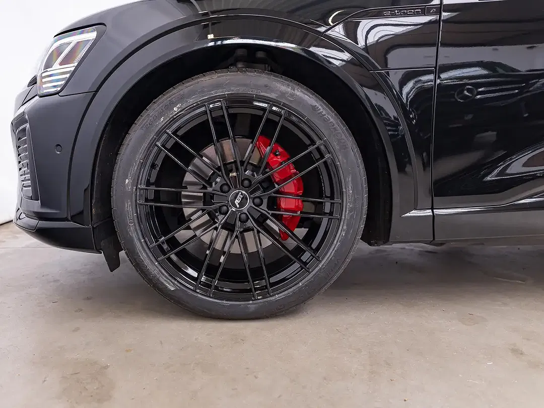 Audi Q8 e-tron 55 quattro - Thumbnail 12