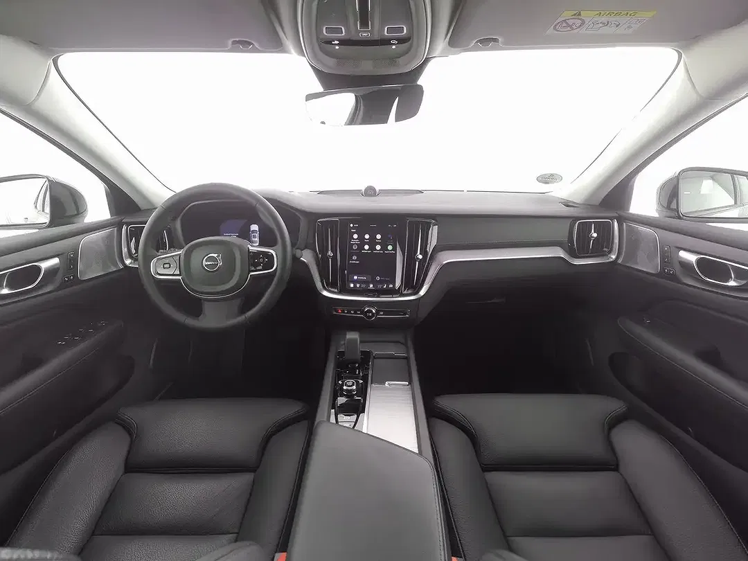 Volvo S60 B5 AWD Ultimate Dark - Thumbnail 3