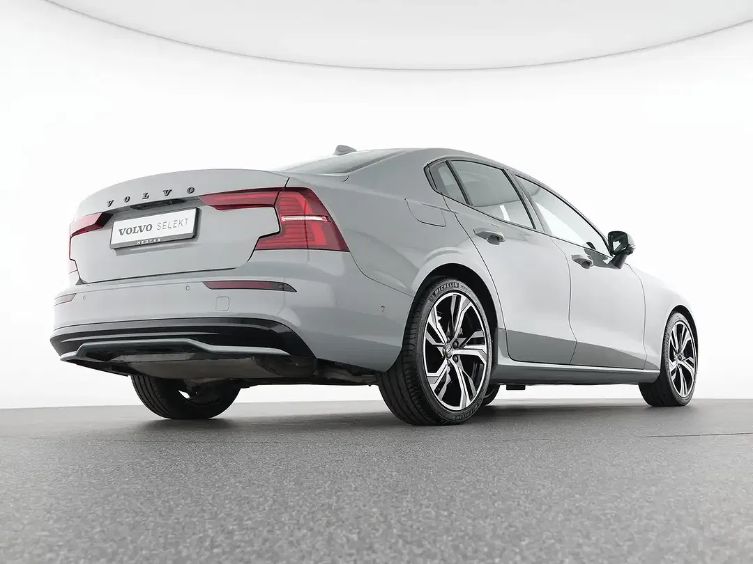 Volvo S60 B5 AWD Ultimate Dark - Thumbnail 8