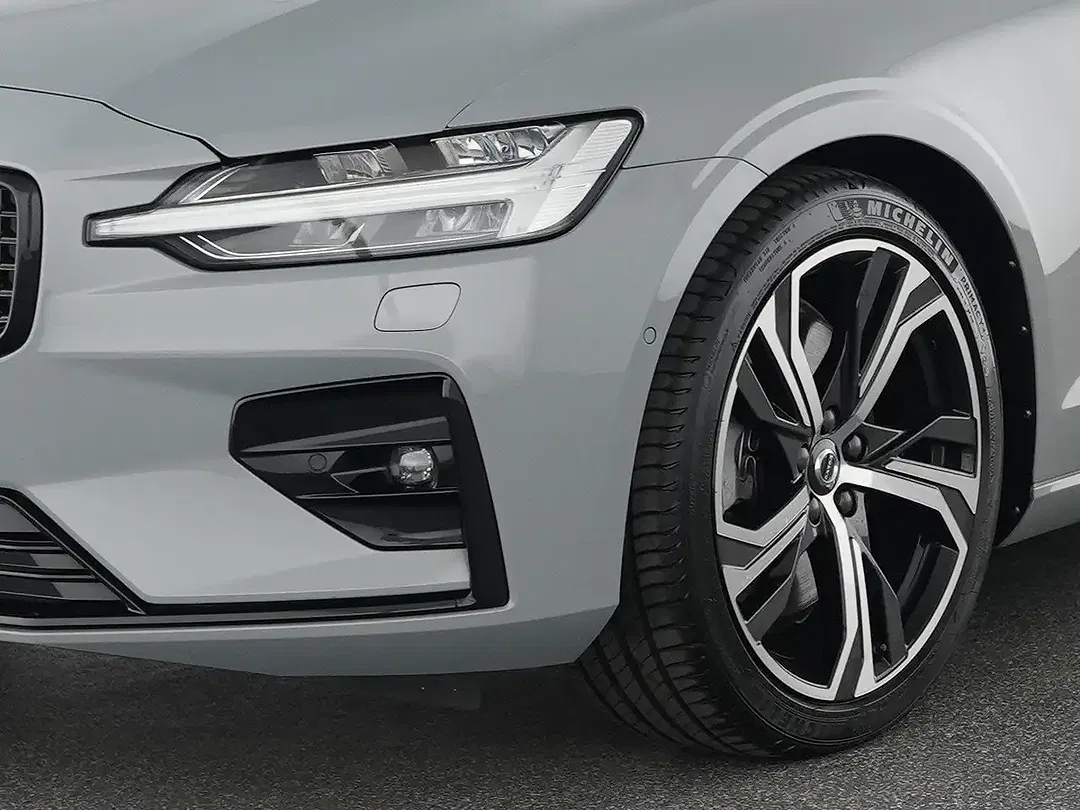 Volvo S60 B5 AWD Ultimate Dark - Thumbnail 9