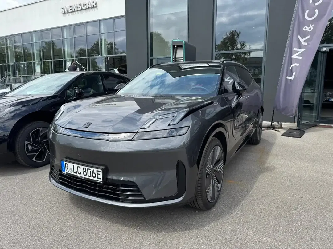Lynk & Co 08 - Thumbnail 8