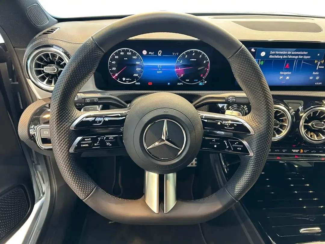 Mercedes-Benz CLA 200 AMG MBUX Night - Thumbnail 10