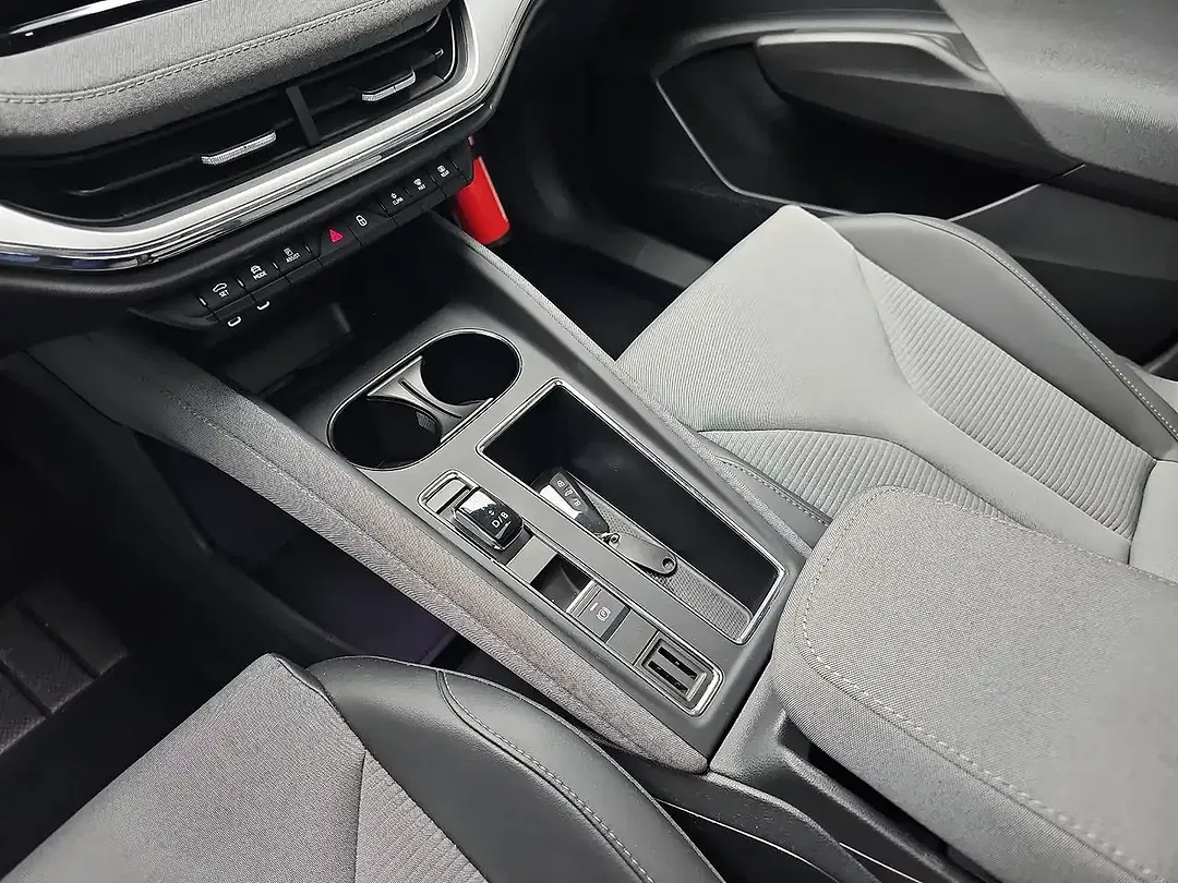 Skoda Enyaq 60 Coupé Drive - Thumbnail 10