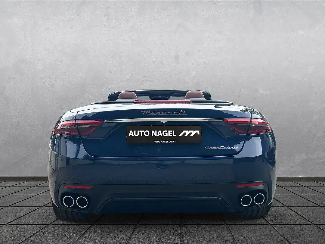 Maserati GranCabrio Modena - Thumbnail 4