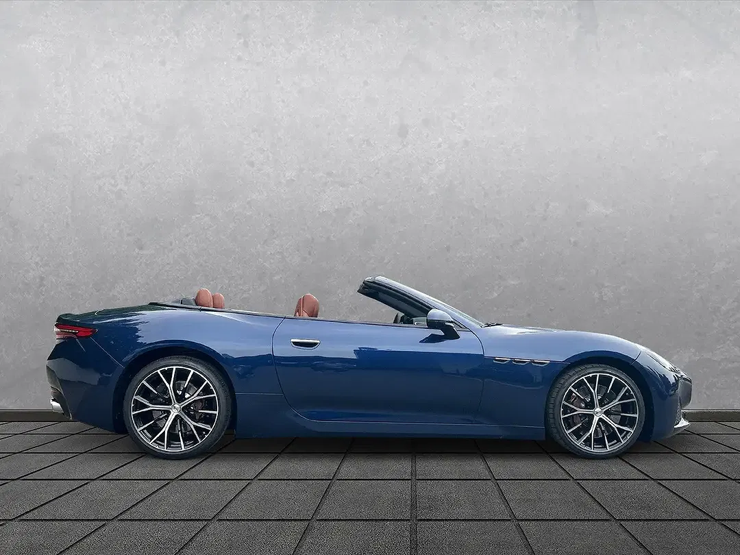 Maserati GranCabrio Modena - Thumbnail 5