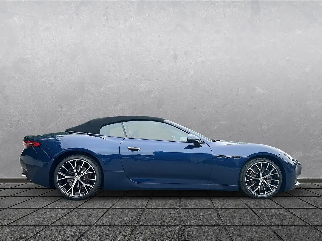 Maserati GranCabrio Modena - Thumbnail 6