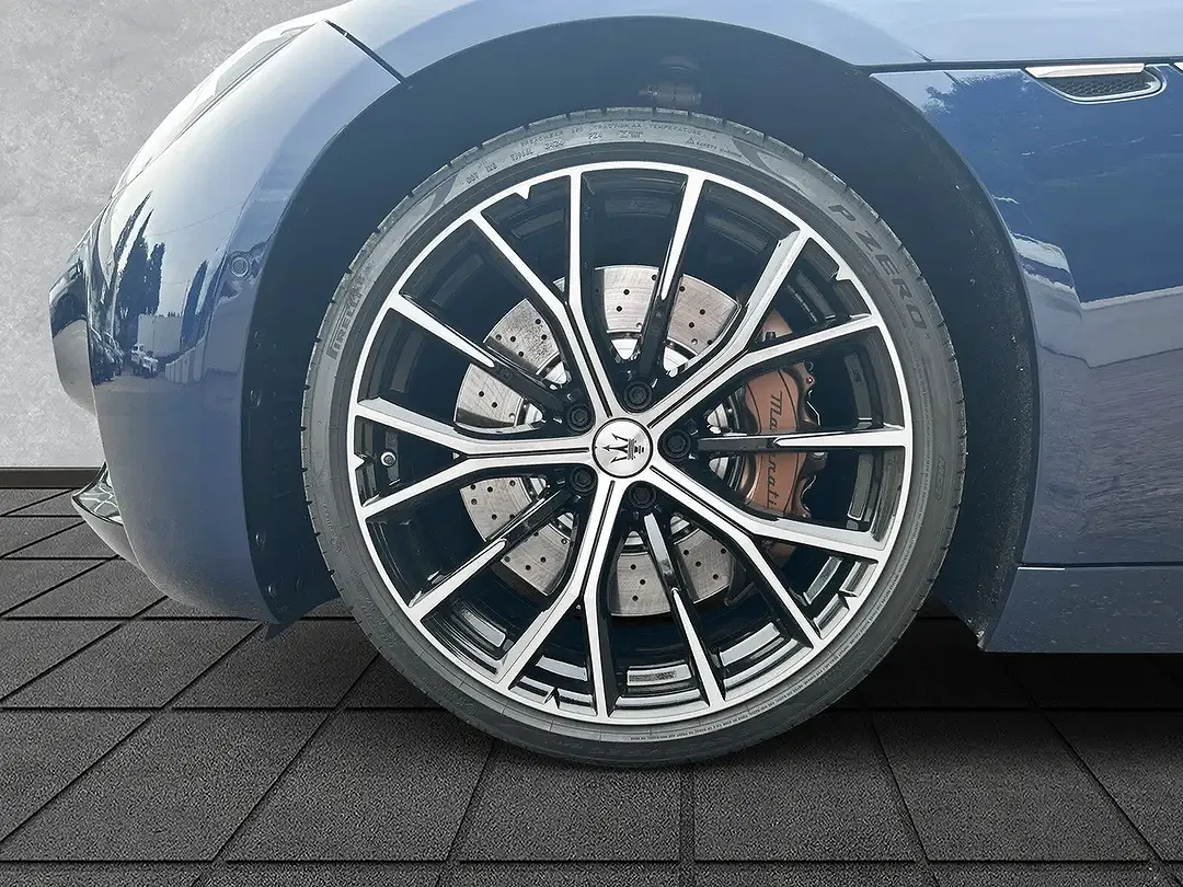 Maserati GranCabrio Modena - Thumbnail 7