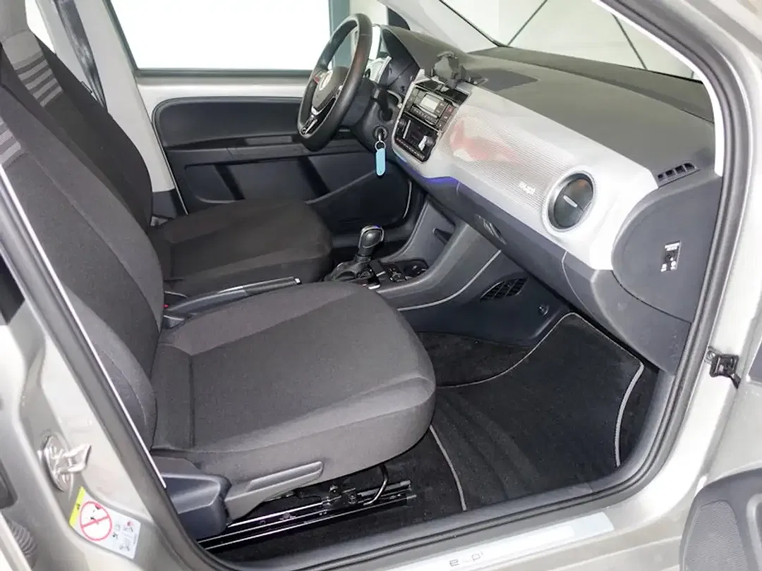 Volkswagen e-up! Style Plus - Thumbnail 8