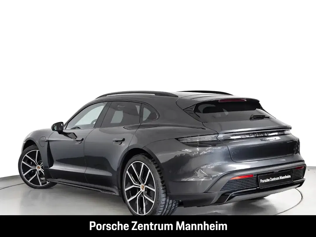 Porsche Taycan Sport Turismo - Thumbnail 3