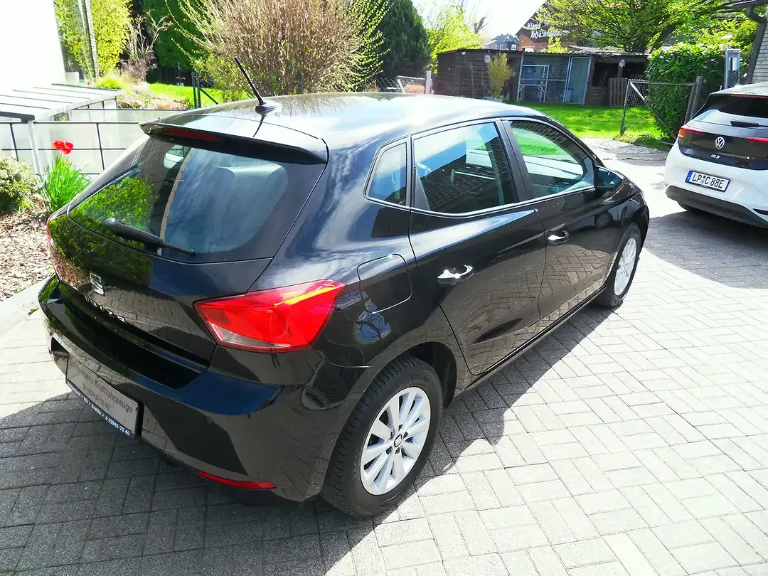 SEAT Ibiza - Thumbnail 10