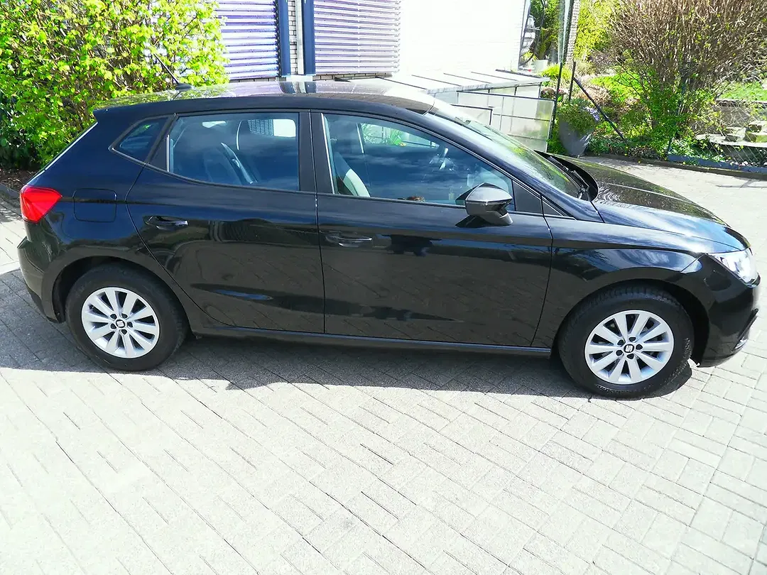 SEAT Ibiza - Thumbnail 4