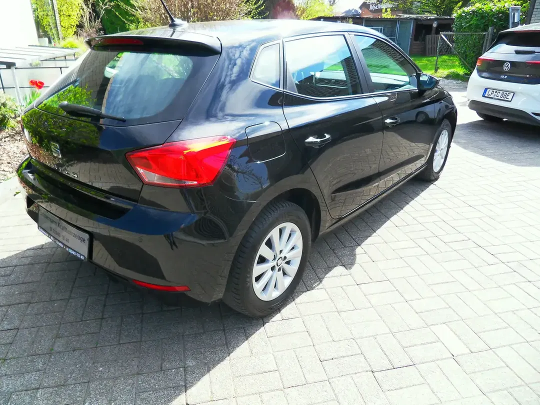 SEAT Ibiza - Thumbnail 9