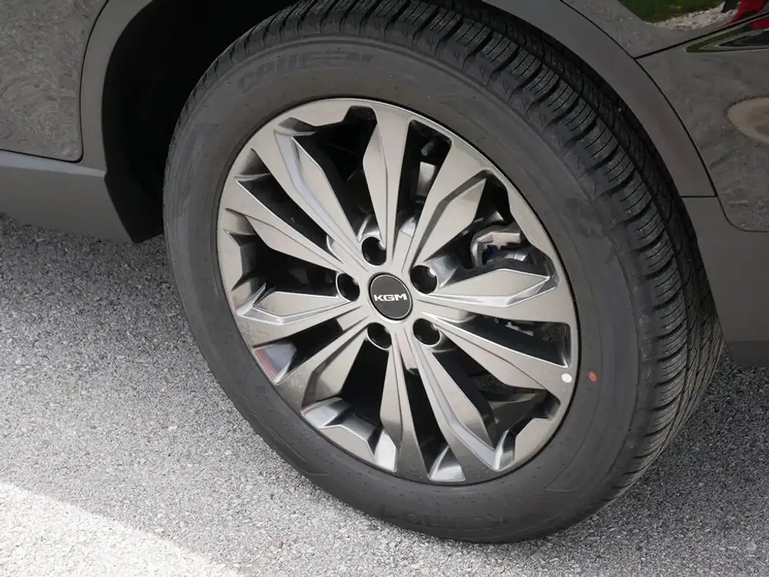 KGM Rexton - Thumbnail 7