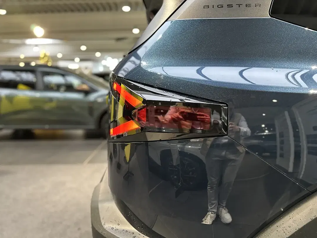 Dacia Bigster TCe Journey - Thumbnail 12