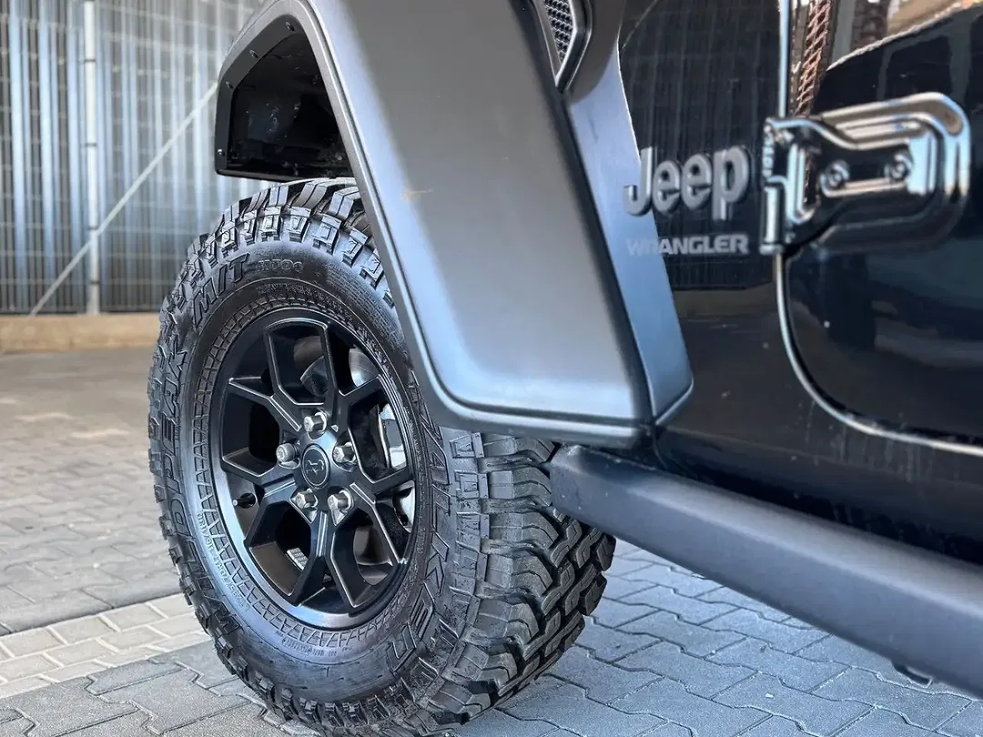 Jeep Wrangler Willys S - Thumbnail 6