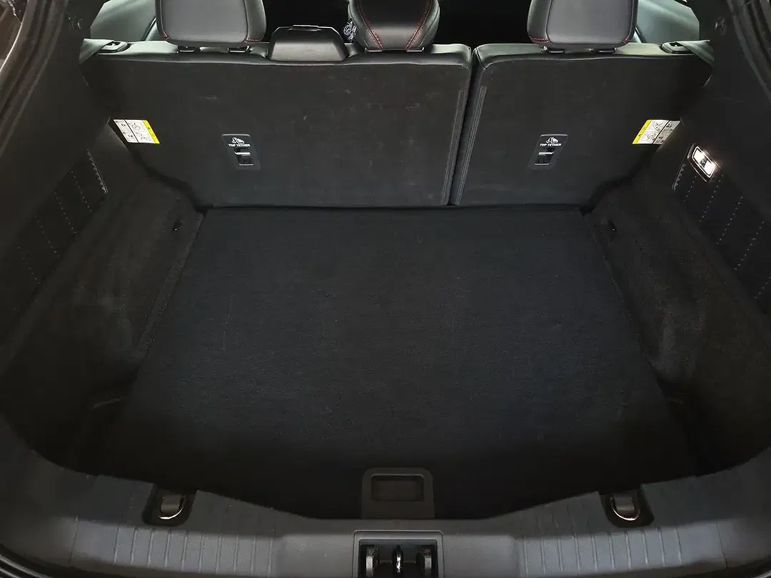 Ford Mustang Mach-E Extended Range 4x4 - Thumbnail 11