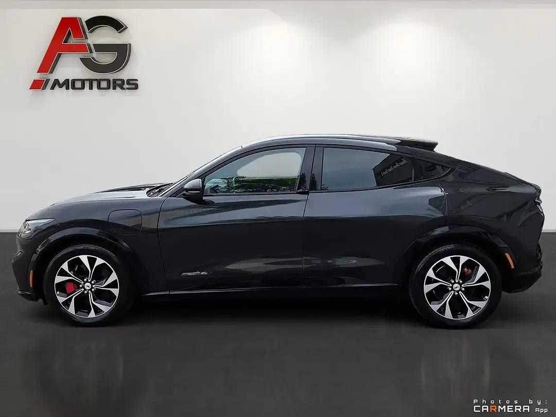 Ford Mustang Mach-E Extended Range 4x4 - Thumbnail 8