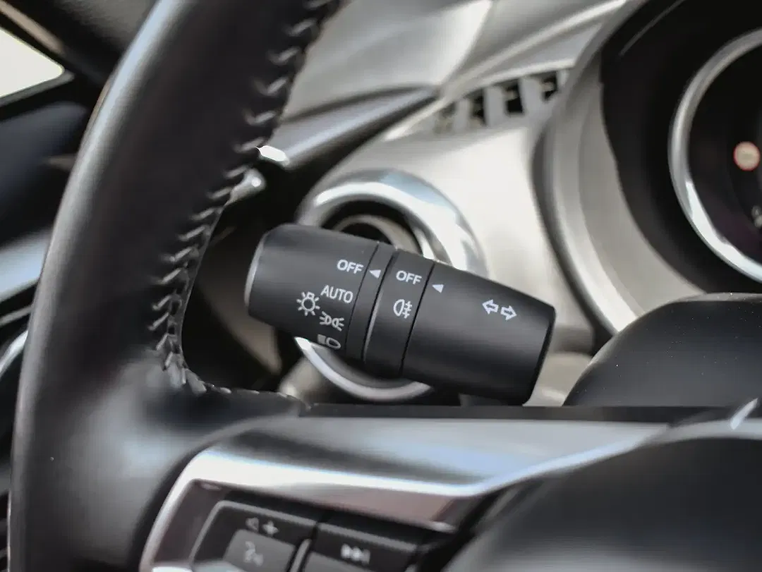 Mazda MX-5 - Thumbnail 14