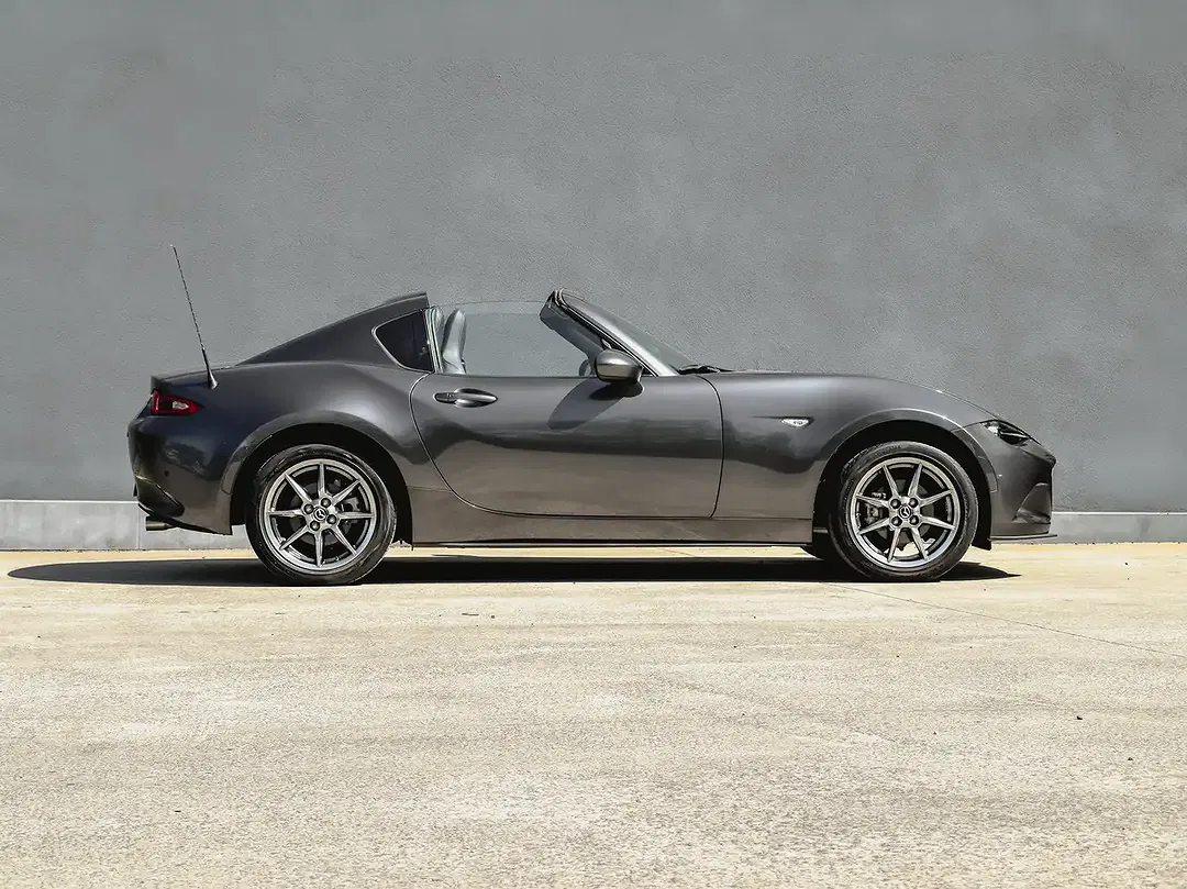 Mazda MX-5 - Thumbnail 3