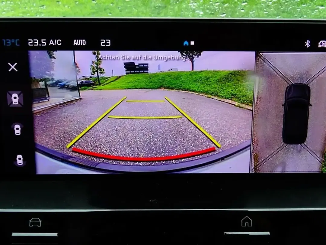 Citroen C4 PureTech EAT8 Max - Thumbnail 13