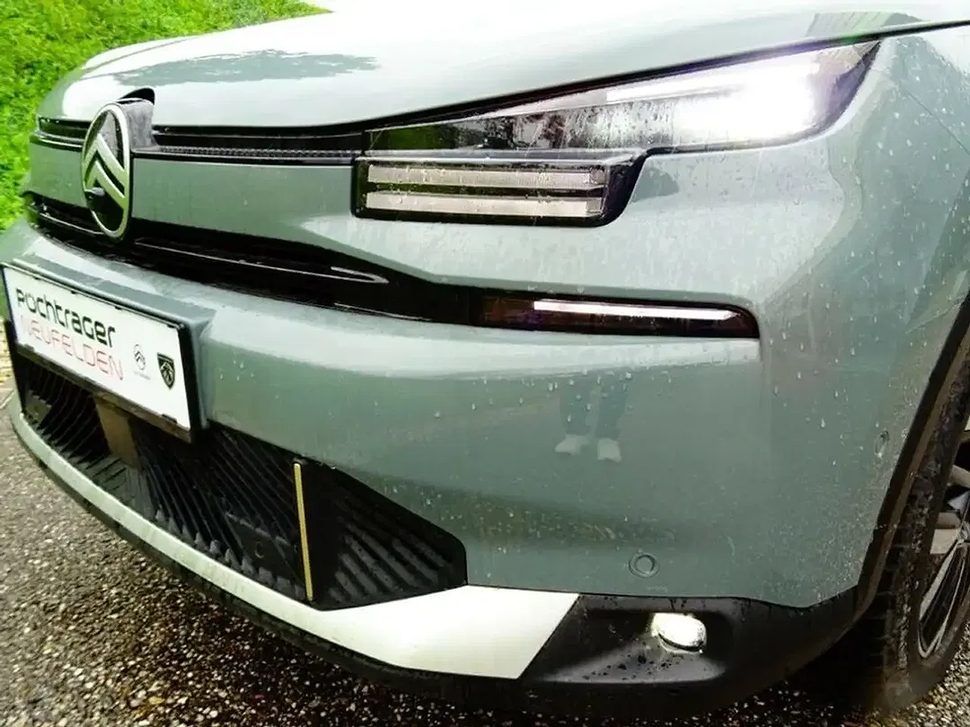 Citroen C4 PureTech EAT8 Max - Thumbnail 5