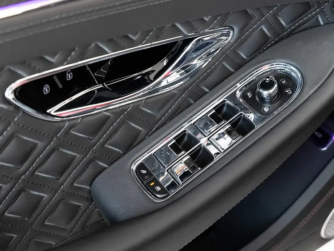 Bentley Continental 4.0 V8 - Thumbnail 20