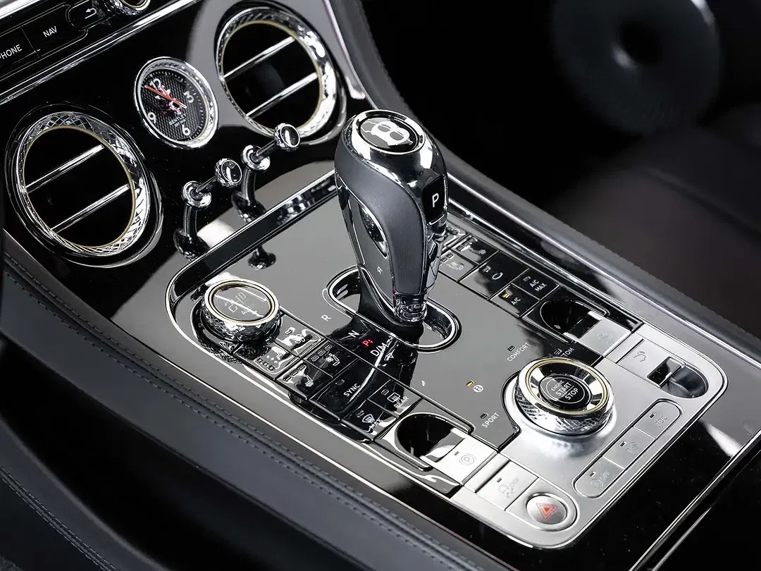 Bentley Continental 4.0 V8 - Thumbnail 22