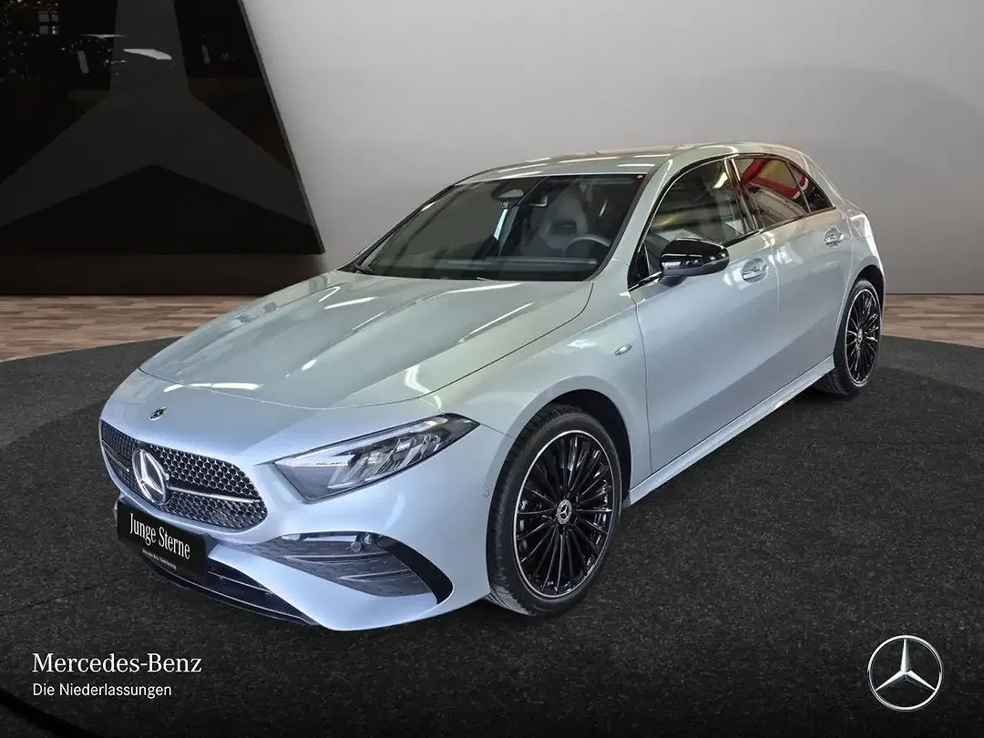 Mercedes-Benz A 250 AMG Night - Thumbnail 1