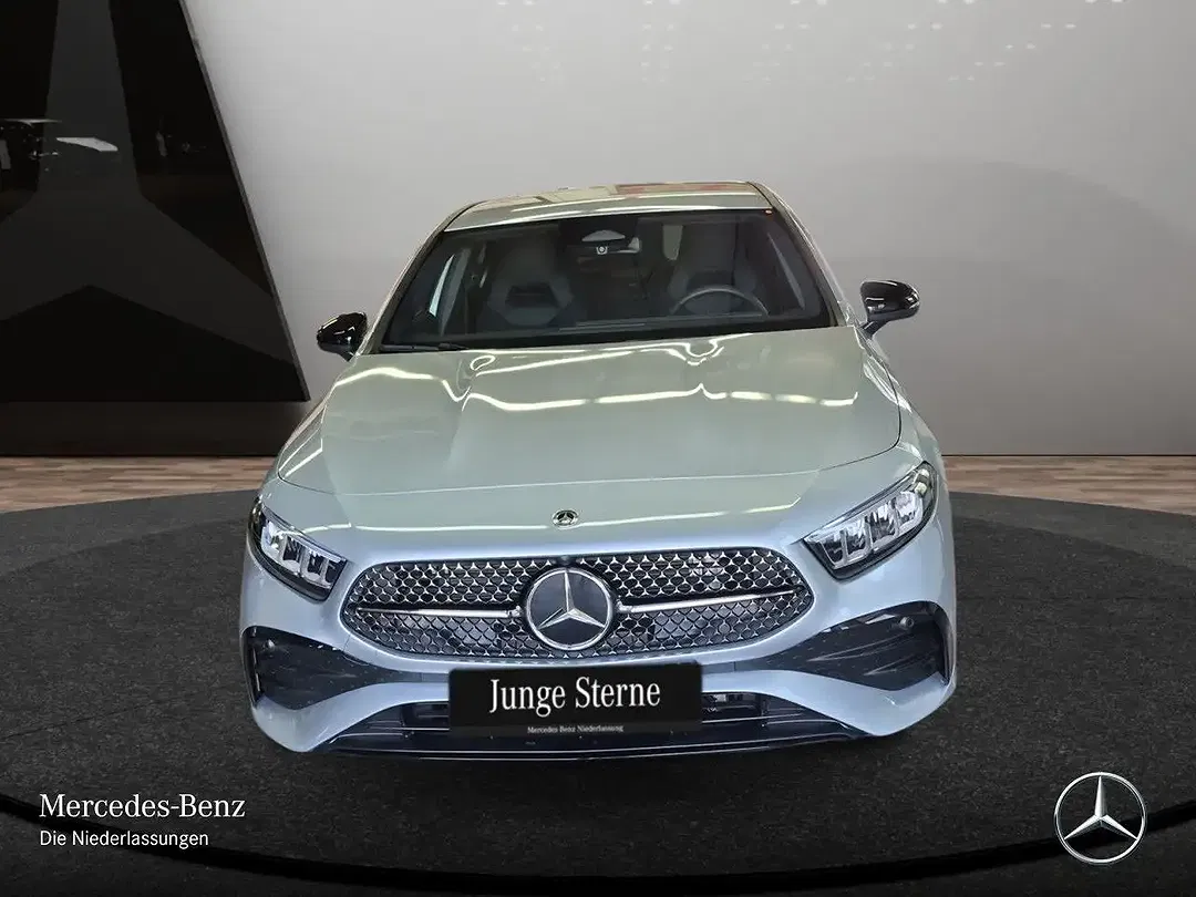 Mercedes-Benz A 250 AMG Night - Thumbnail 2