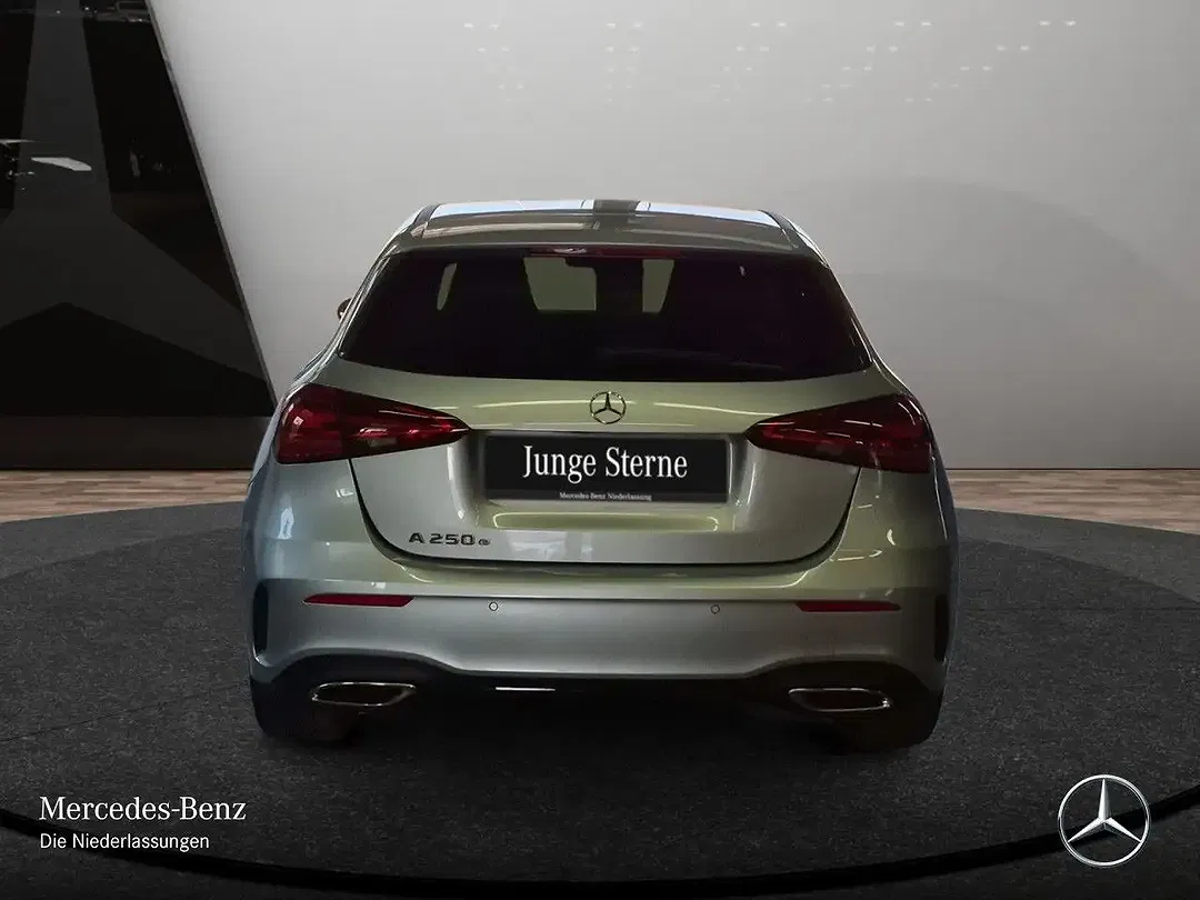 Mercedes-Benz A 250 AMG Night - Thumbnail 8