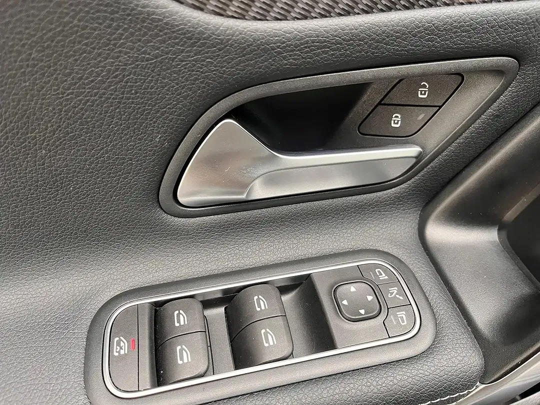 Mercedes-Benz A 250 - Thumbnail 13