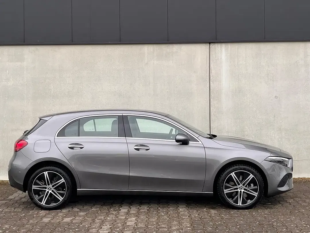 Mercedes-Benz A 250 - Thumbnail 5